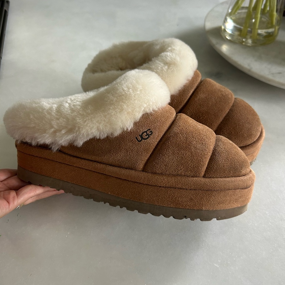 UGG Tazzlita Platform Slippers